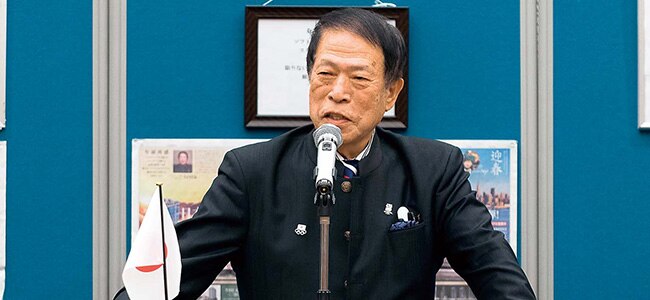 塾長・最高顧問　元谷 外志雄