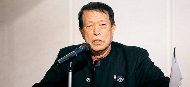 塾長・最高顧問 元谷 外志雄