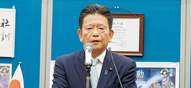 衆議院議院の三ツ林裕巳様